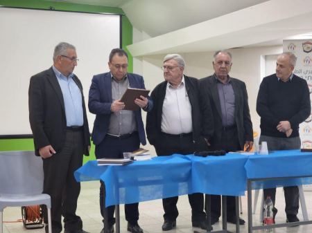 الطيرة تحتفي بإشهار "جدار في بيت القاطرات"